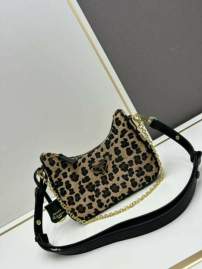 Picture of Prada Handbags _SKUfw213257099fw